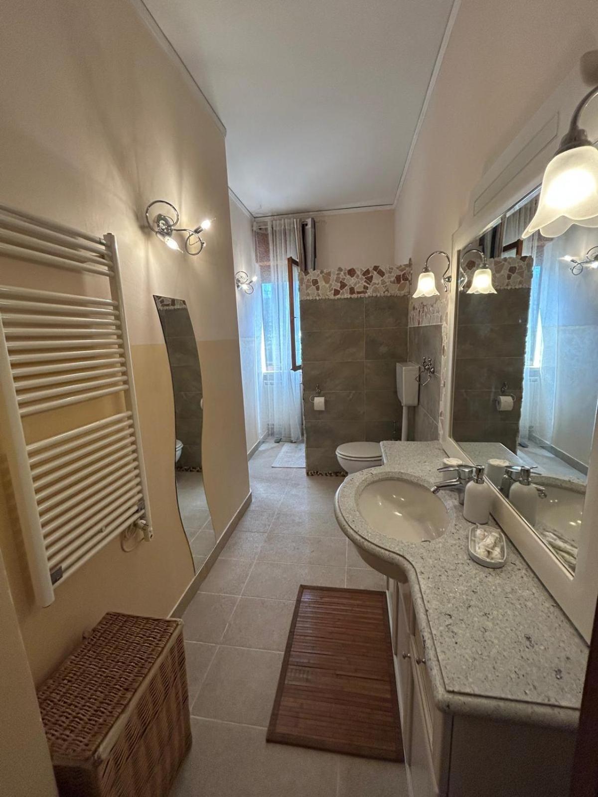 Apartment Venetian Style In Verona