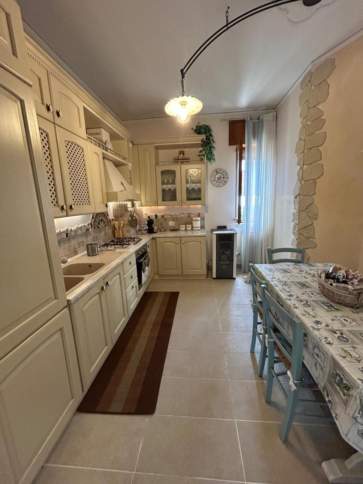 Venetian Style In Apartment *