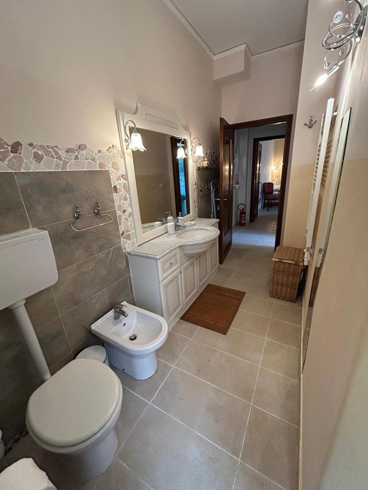 Apartment Venetian Style In Verona