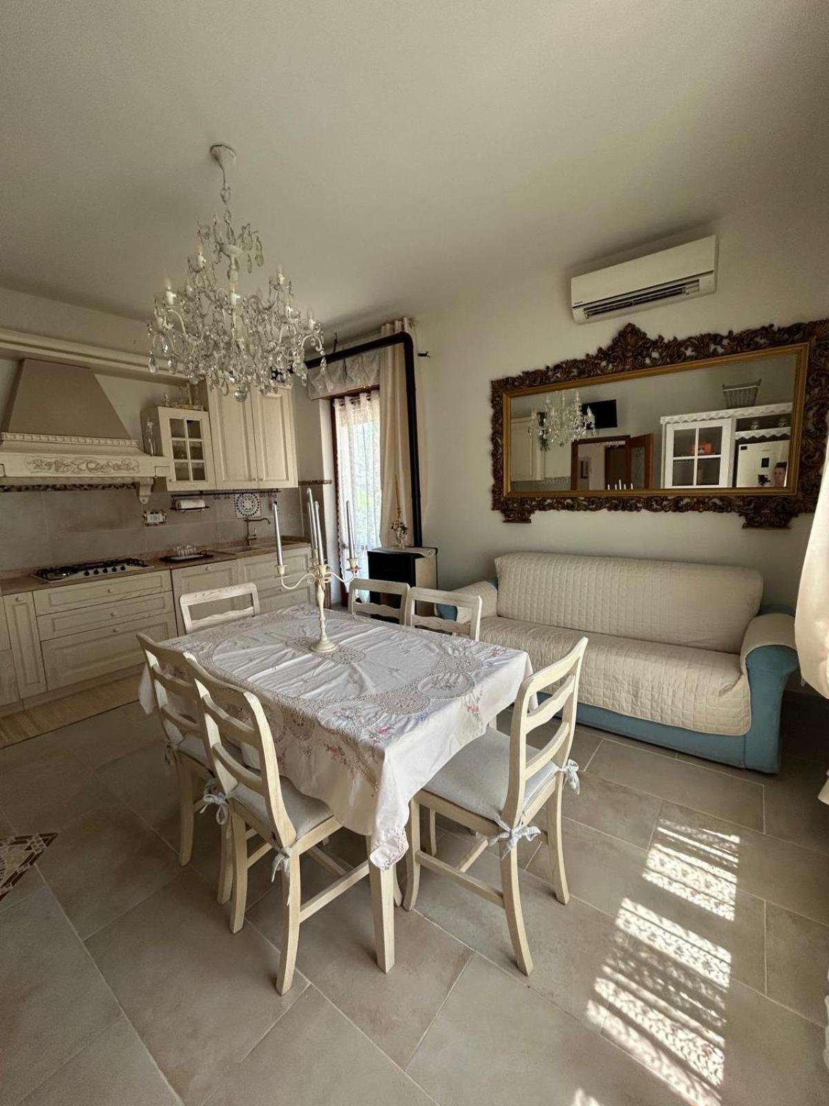 Venetian Style In Apartamento